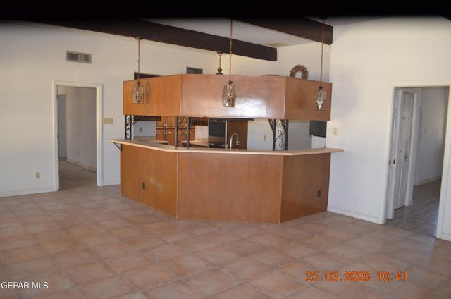 900 DULCINEA Court, Santa Teresa, NM 88008