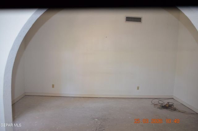 900 DULCINEA Court, Santa Teresa, NM 88008