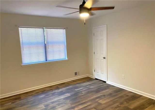 2878 Old South Drive, Jonesboro, GA 30236