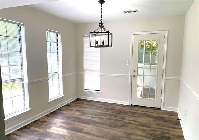 2878 Old South Drive, Jonesboro, GA 30236