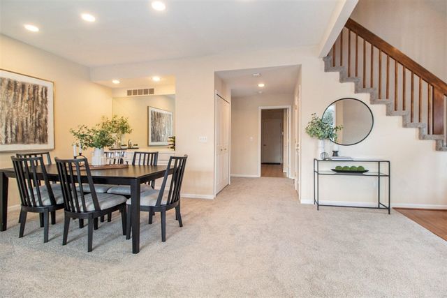 2766 Maitland Drive, Ann Arbor, MI 48105