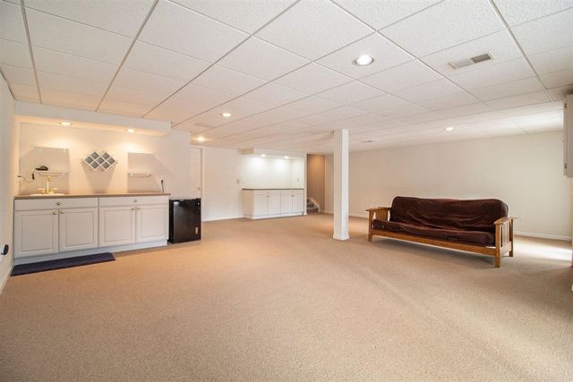 2766 Maitland Drive, Ann Arbor, MI 48105