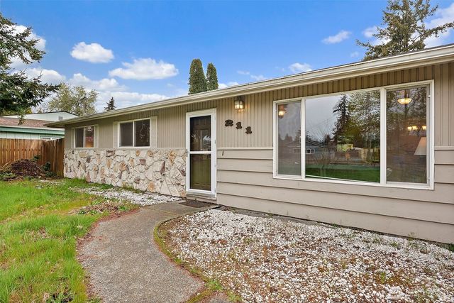 211 170th Street E, Spanaway, WA 98387