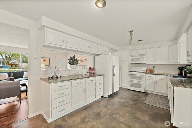 211 170th Street E, Spanaway, WA 98387