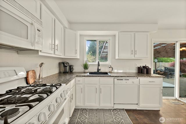 211 170th Street E, Spanaway, WA 98387