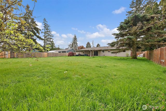 211 170th Street E, Spanaway, WA 98387