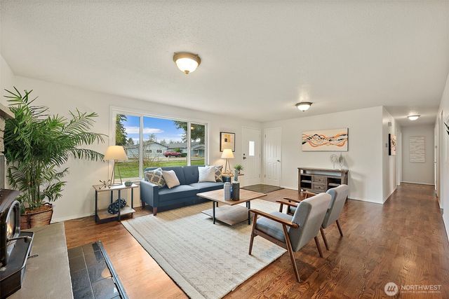 211 170th Street E, Spanaway, WA 98387