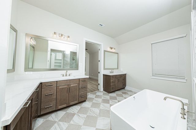 41422 Threadgill Way, Montgomery, TX 77316