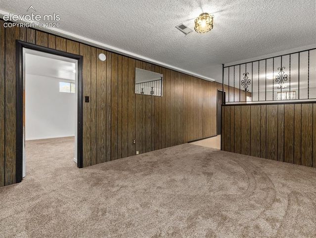 207 Autobee Lane, Avondale, CO 81022