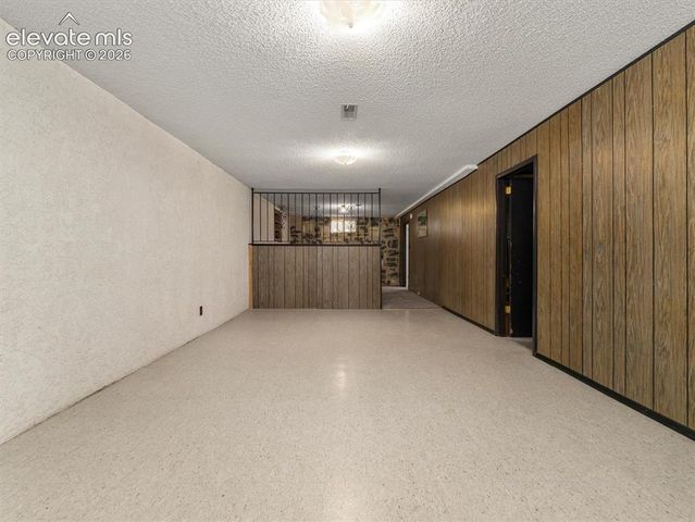 207 Autobee Lane, Avondale, CO 81022