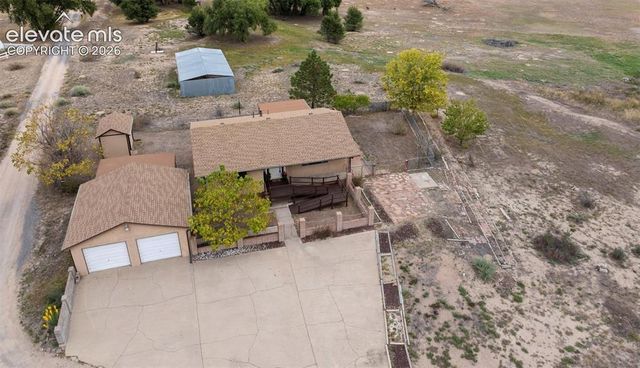 207 Autobee Lane, Avondale, CO 81022