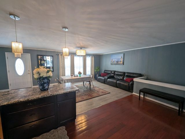 65 Miriam Drive, Florence, KY 41042