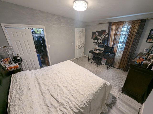 65 Miriam Drive, Florence, KY 41042