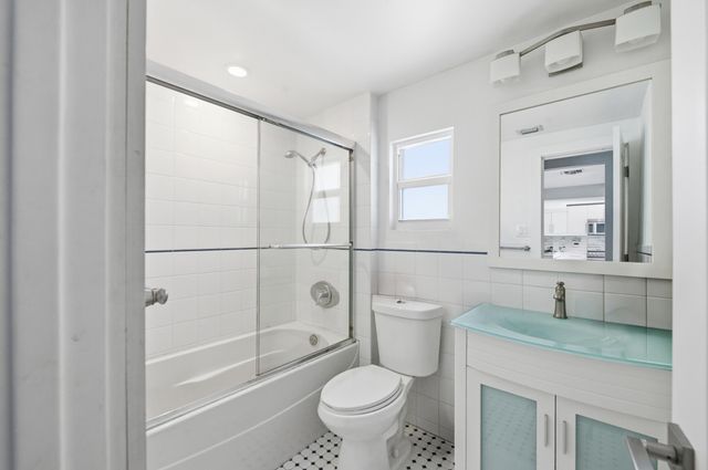 1610 NE 7th Street, Fort Lauderdale, FL 33304