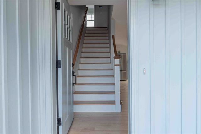 15 Recess Lane, Warwick, RI 02889