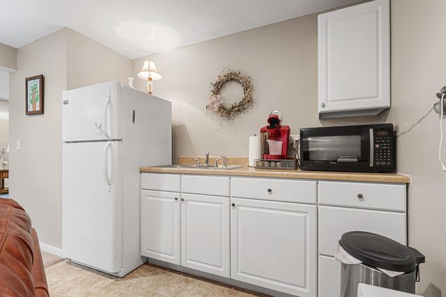 1408 Urlage Drive, Burlington, KY 41005
