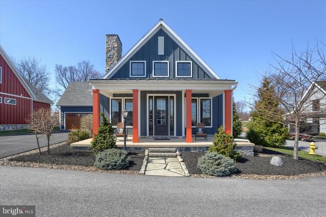 189 HIGHLANDER WAY, Boiling Springs, PA 17007