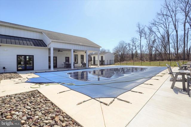 189 HIGHLANDER WAY, Boiling Springs, PA 17007