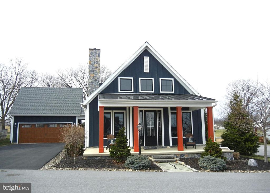 189 HIGHLANDER WAY, Boiling Springs, PA 17007