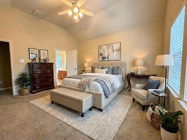 9206 Hidden Lake E, Magnolia, TX 77354