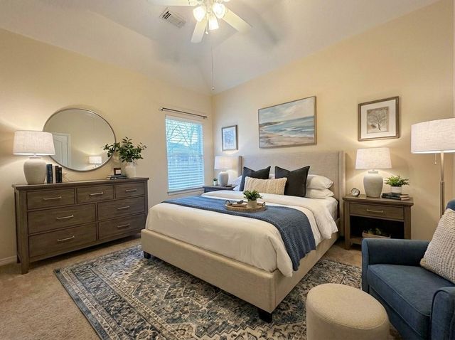 9206 Hidden Lake E, Magnolia, TX 77354