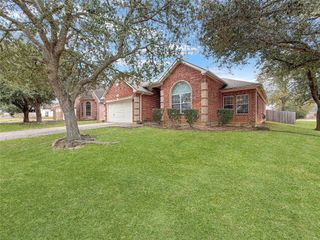 9206 Hidden Lake E, Magnolia, TX 77354