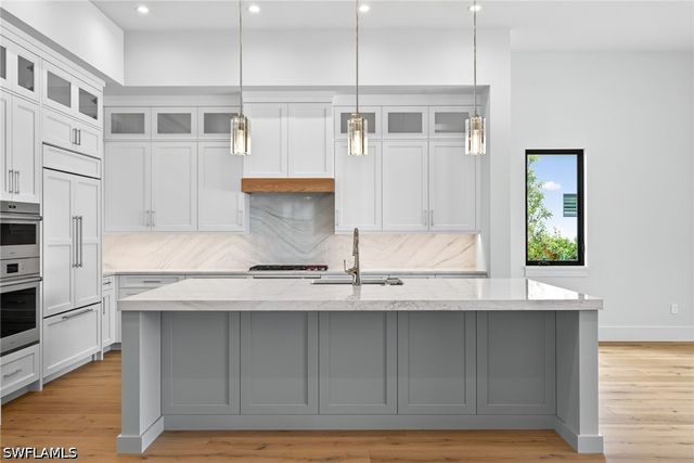 16736 Lucarno WAY, Naples, FL 34110