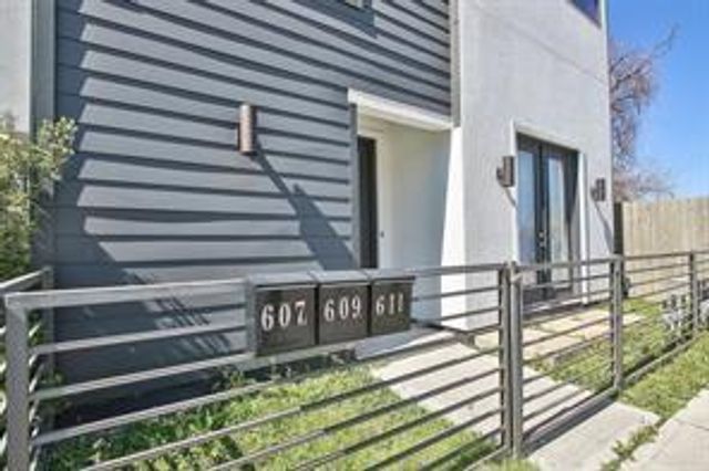 611 Sydnor Street, Houston, TX 77020