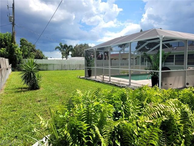 2705 SE 17th AVE, Cape Coral, FL 33904