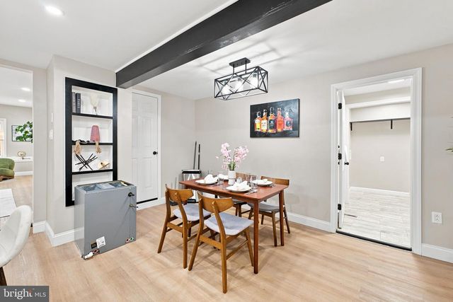 36 W CENTER ST, Clayton, NJ 08312