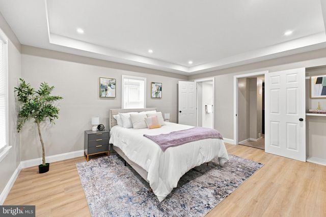 36 W CENTER ST, Clayton, NJ 08312