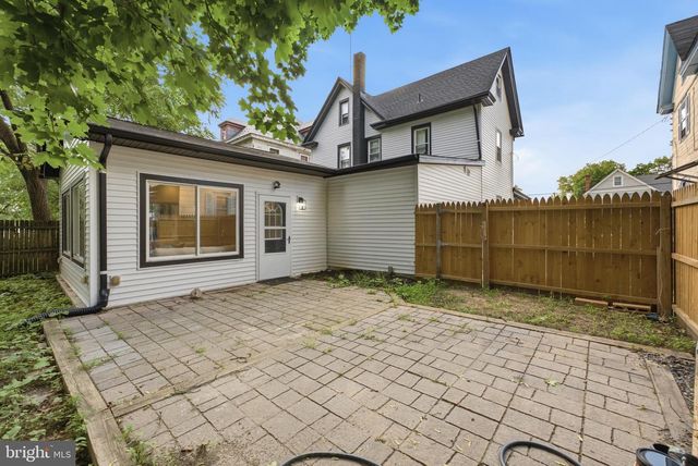36 W CENTER ST, Clayton, NJ 08312