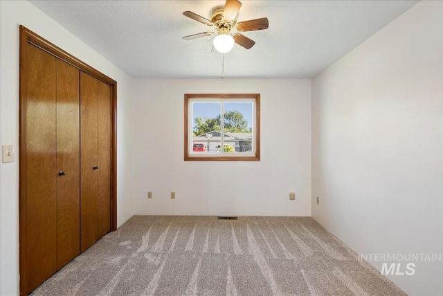 14961 Eagle Dr, Caldwell, ID 83607
