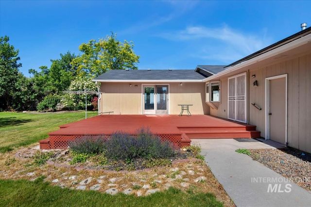 14961 Eagle Dr, Caldwell, ID 83607