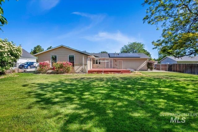 14961 Eagle Dr, Caldwell, ID 83607