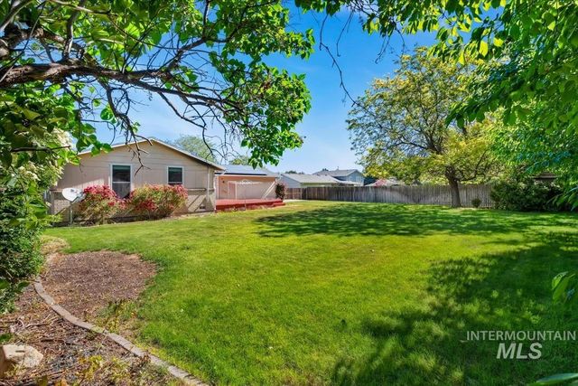 14961 Eagle Dr, Caldwell, ID 83607