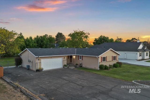 14961 Eagle Dr, Caldwell, ID 83607