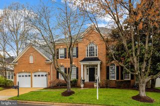 20443 CLIFTONS POINT ST, Sterling, VA 20165
