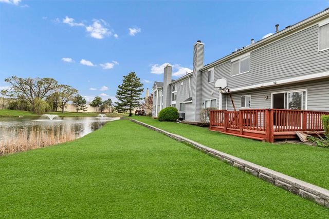 5903 Delaware Avenue, Gurnee, IL 60031