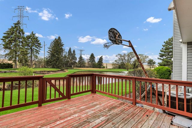 5903 Delaware Avenue, Gurnee, IL 60031