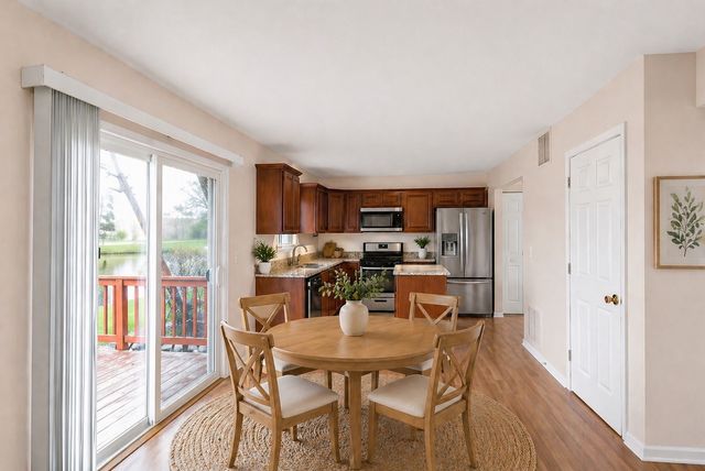 5903 Delaware Avenue, Gurnee, IL 60031
