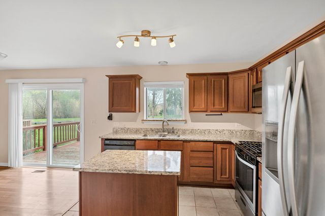 5903 Delaware Avenue, Gurnee, IL 60031