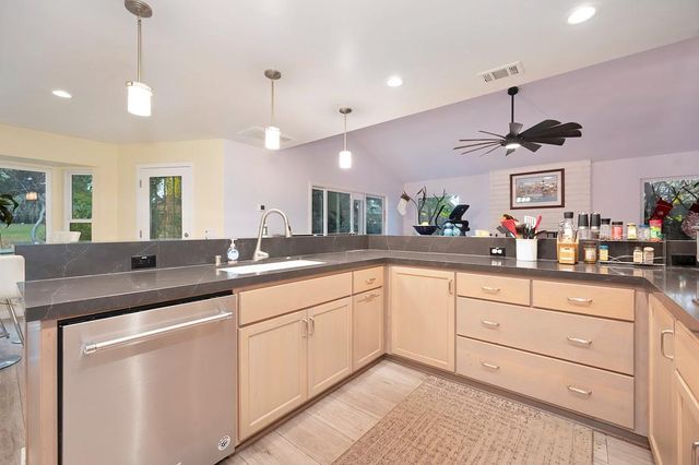 4922 Rimwood Dr, Fair Oaks, CA 95628