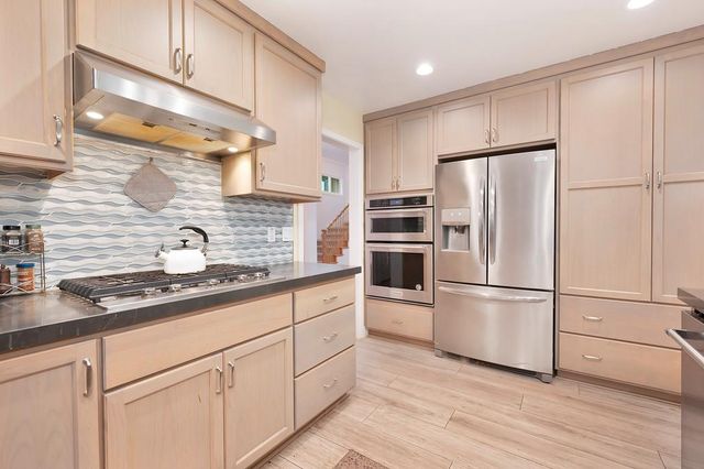 4922 Rimwood Dr, Fair Oaks, CA 95628