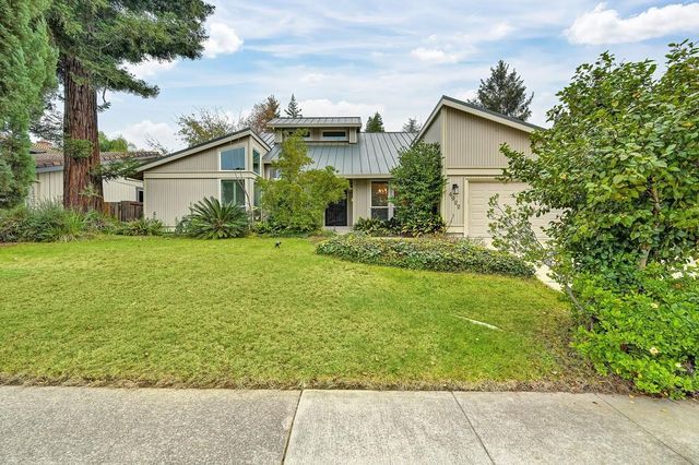 4922 Rimwood Dr, Fair Oaks, CA 95628