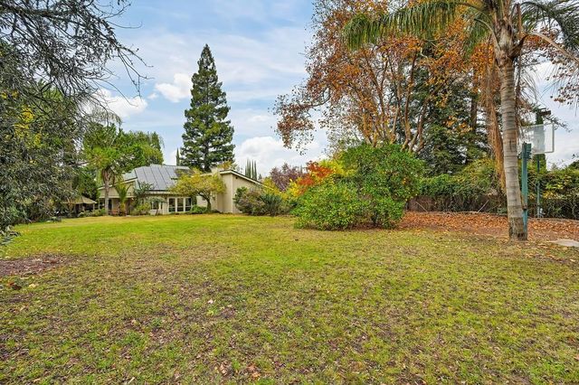 4922 Rimwood Dr, Fair Oaks, CA 95628