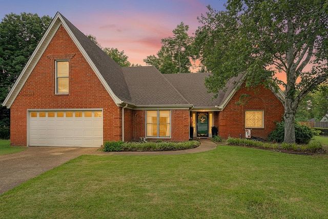 8762 W BREDBURY CV, Cordova, TN 38016