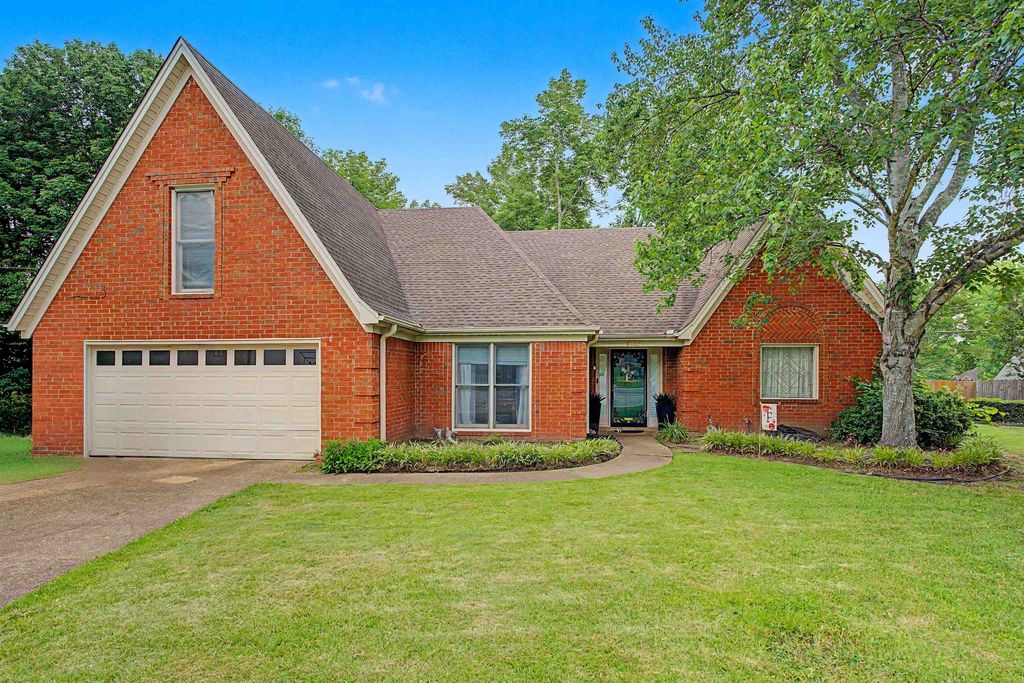 8762 W BREDBURY CV, Cordova, TN 38016