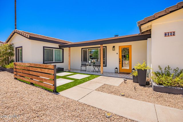 8112 N 10TH Place, Phoenix, AZ 85020