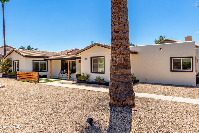8112 N 10TH Place, Phoenix, AZ 85020
